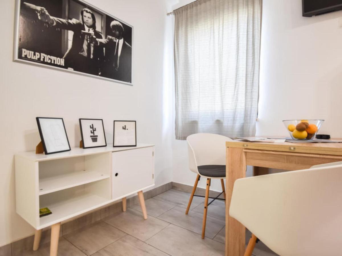 Studios Barre With Jacuzzi Rovinj Eksteriør bilde